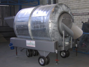 Soil blender with galvanized tank